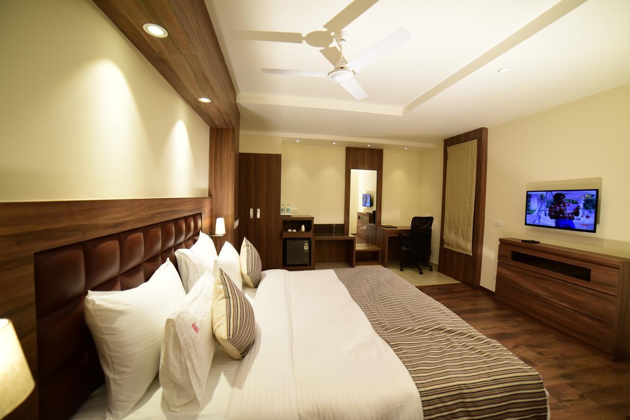 Hotel Amber Rudrapur Exterior foto